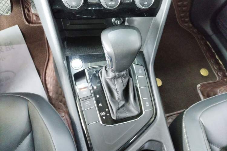 Used Volkswagen Tiguan L 2021 330TSI Automatic Two-Wheel Drive Smart Edition Gear Lever
