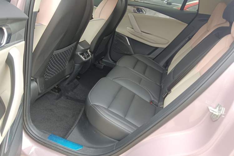 Used Lynk & Co 06 2023 Remix 1.5T Shero
