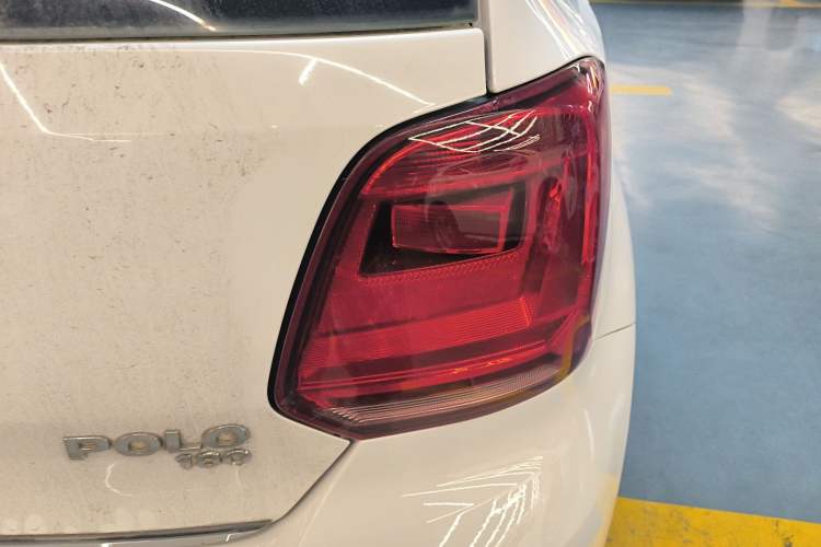 Used Volkswagen Polo 2016 1.6L Automatic Luxury Model