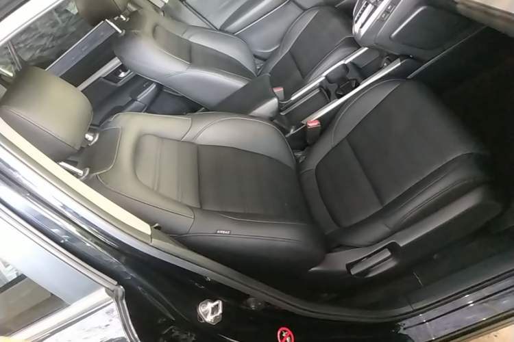 Used Honda CR-V 2017 240TURBO CVT 2WD Urban Edition
