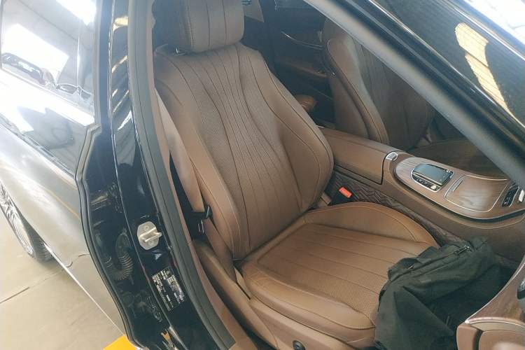 Used Mercedes-Benz E-Class 2020 Restyled E 300 L Exclusive Edition
