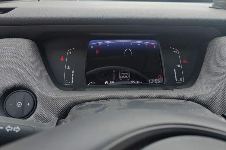 Used Honda LIFE 2021 1.5L CVT SPO-SS Dynamic Edition Odometer Close Up