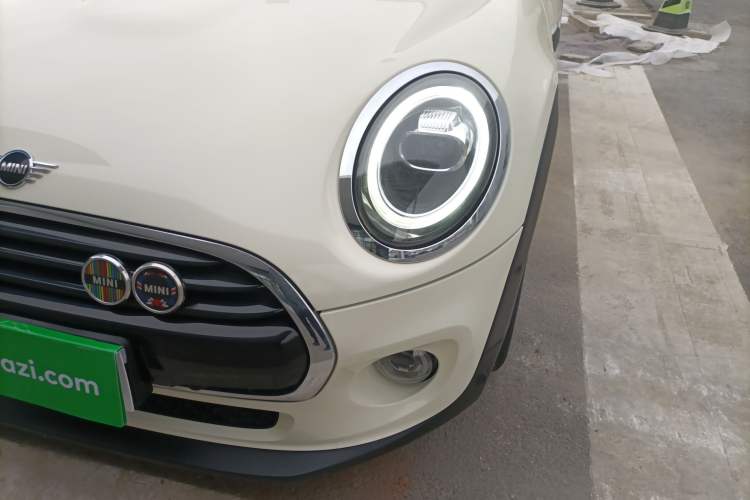 Used MINI MINI 2021 1.5T COOPER Classic Edition