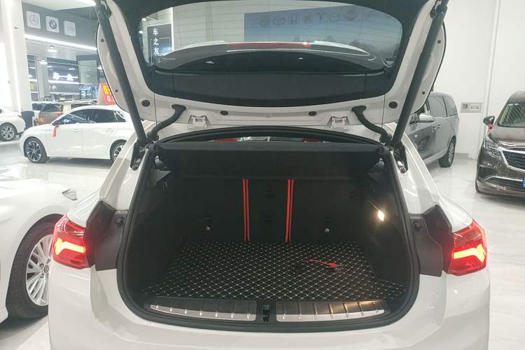 Used BMW X2 2020 sDrive25i Leading Model M Sport Package Trunk