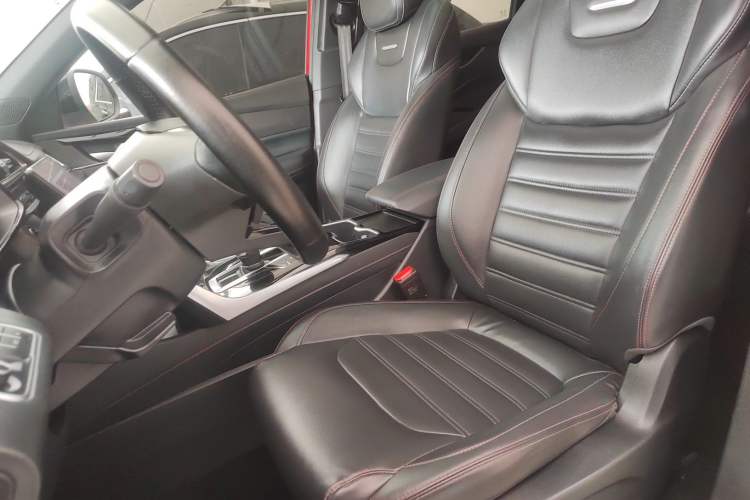 Used SAIC MAXUS D60 2022 1.5T Automatic Trendy Version 6-Seater
