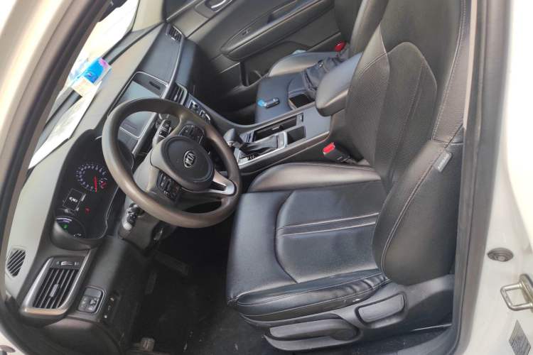 Used Kia K5 2016 2.0L Hybrid GLS Left Front Seat