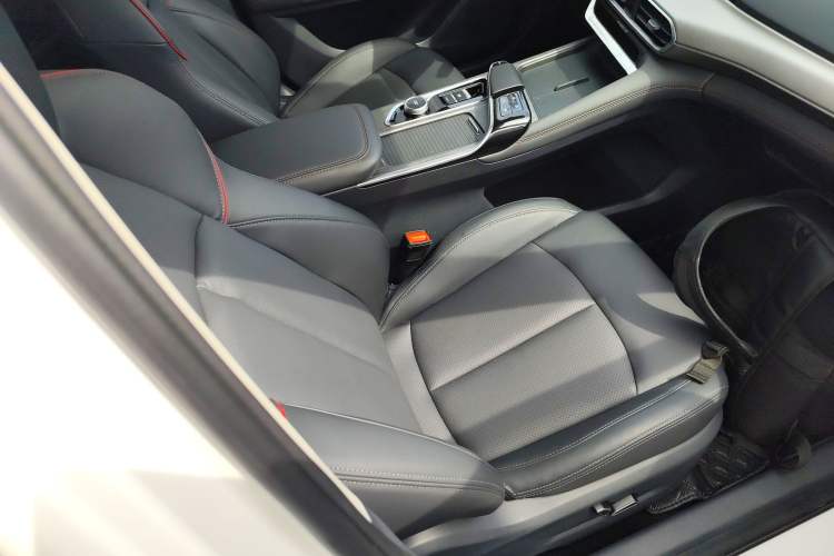 Used CHANGAN UNI-T 2020 1.5T Flagship Version Right Front Seat