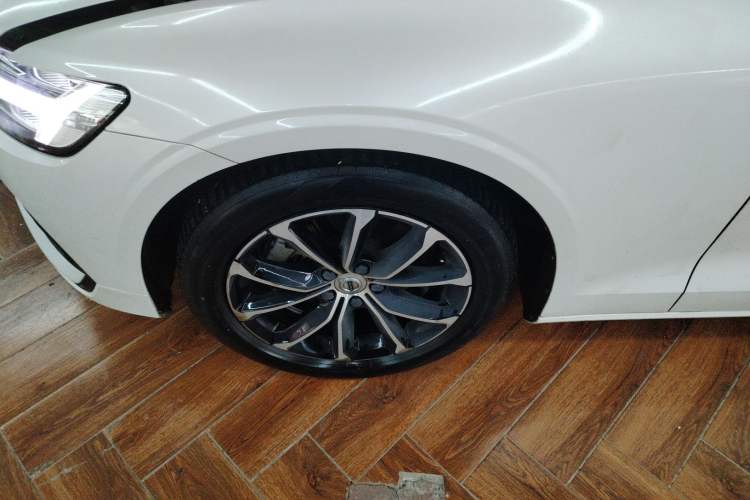 Used Volvo S60 2020 T4 Zhiyi Luxury Edition