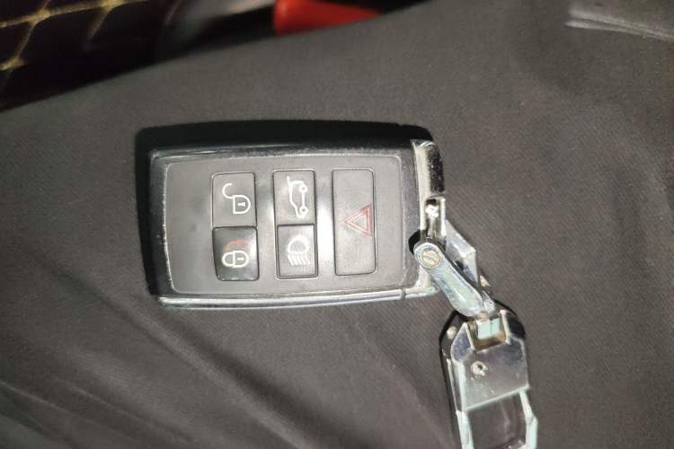 Used Land Rover Discovery Sport 2020 249 PS R-Dynamic Performance Edition Vehicle Key