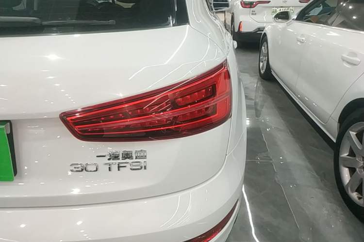 Used Audi Q3 2018 30th Anniversary Edition 30 TFSI Fashion Model