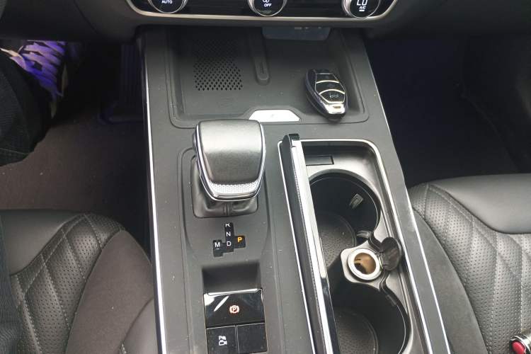 Used Hongqi HS5 2023 2.0T Qixiang Pro Edition