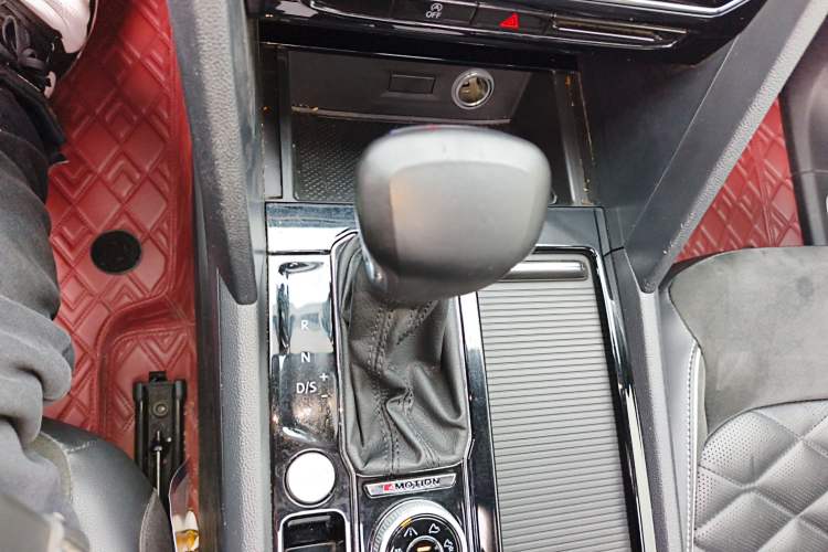 Used Volkswagen Teramont X 2019 380TSI Four-Wheel Drive Prestige Luxury Edition Gear Lever