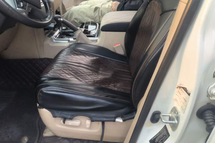 Used Toyota Land Cruiser 