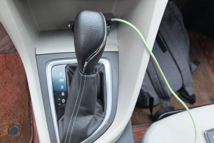 Used Buick GT 2021 Exemplar 1.5L Automatic Entry-Level Trim Gear Lever