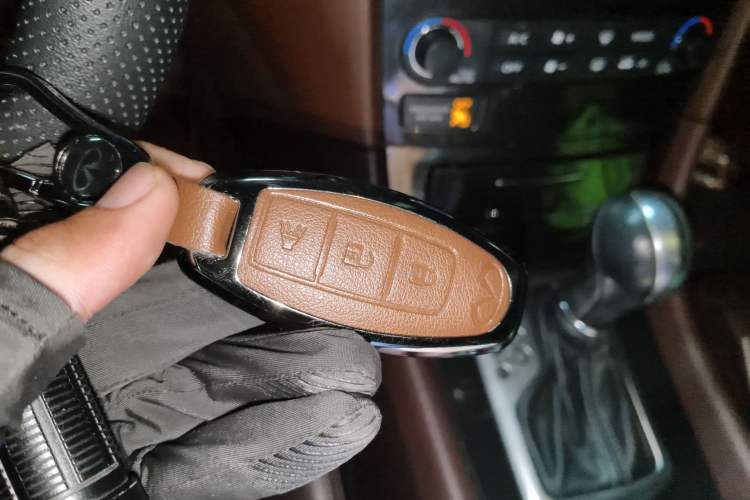 Used Infiniti QX50 2015 2.5L Luxury Edition