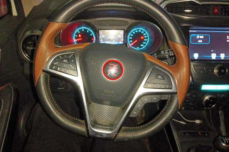 Used BYD Yuan 2016 1.5L Manual Luxury Model Steering Wheel