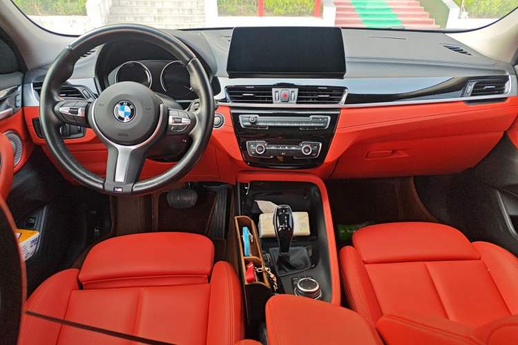 Used BMW X2 2022 sDrive25i M Sport Package Center Console