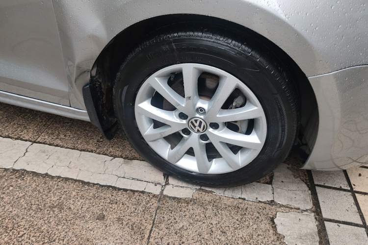 Used Volkswagen Sagitar 2012 1.4TSI Automatic Luxury Edition