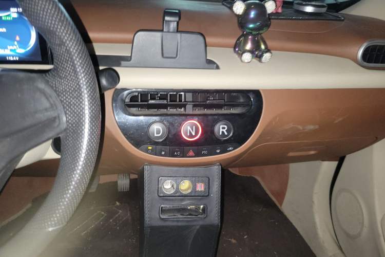 Used Xiaohu EV 2021 FOR-Four Guai Guai Hu Three-Cell Lithium
