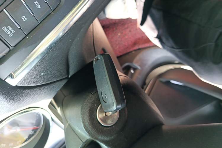 Used Buick Encore 2015 1.4T Automatic Two-Wheel Drive Urban Elite Version