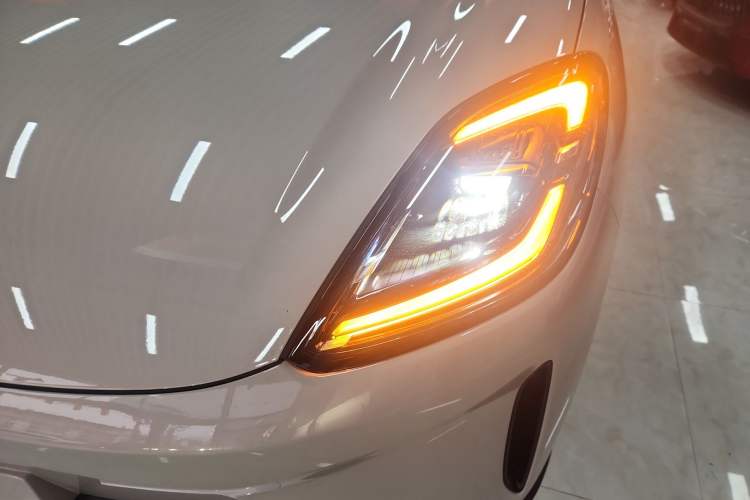 Used Wuling Bingo S 2025 Model 325km Deluxe Edition