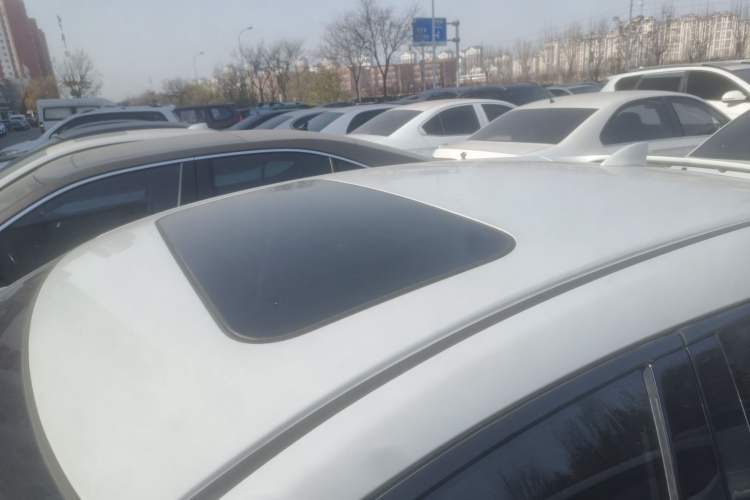 Used Honda Civic 2021 HATCHBACK 220TURBO CVT Trendy Cool Edition
