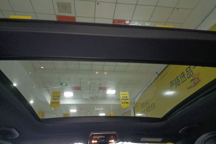 Used Mercedes-Benz GLC 2023 GLC 260 L 4MATIC Luxury Model 5 Seats