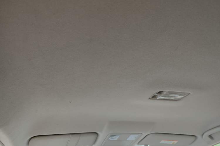 Used Nissan Tiida 2011 1.6L CVT Comfort Model Headliner