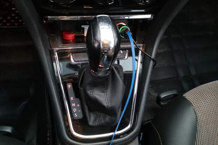 Used Volkswagen C-TREK 2017 1.6L Automatic Comfort Model Gear Lever