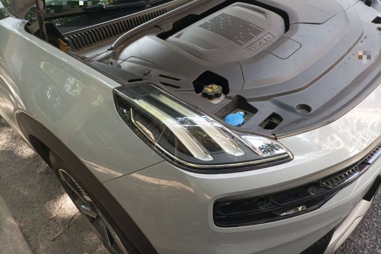 Used Lynk & Co 06 EM-P 2022 PHEV 84 km Range Pro Version Right Front Headlight