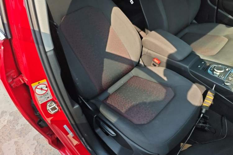 Used Audi A3 2017 Sportback 35 TFSI Ambition Edition Right Front Seat