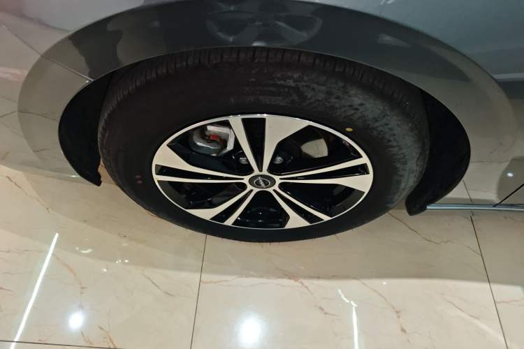 Used Nissan Sylphy 2023 Revised 1.6L CVT Enjoyment Edition Exterior 4