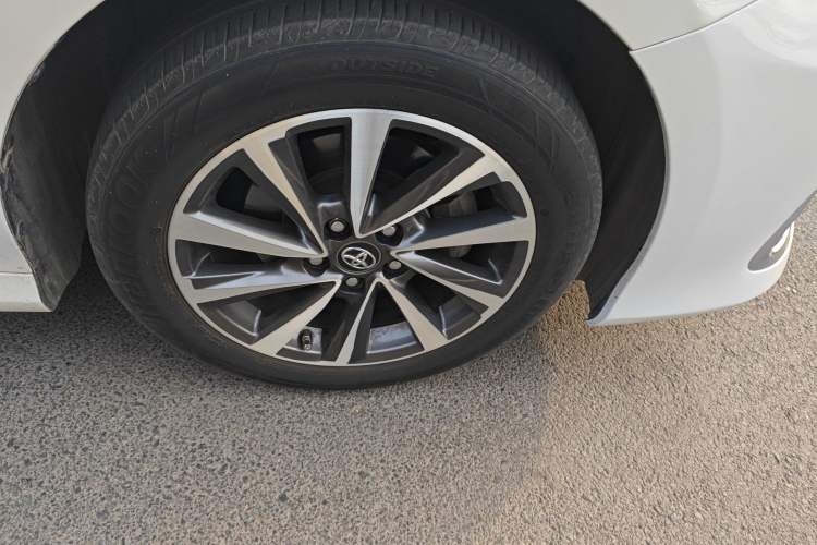 Used Toyota Camry 2021 2.0G Luxury Edition