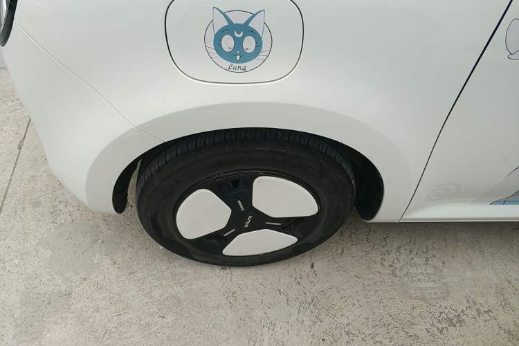 Used CHANGAN NEVO Lumin 2023 301km Honey Dew Edition Left Front Wheel Hub