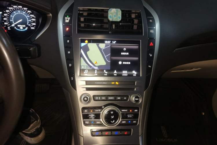 Used Lincoln MKZ 2017 2.0T Luxury Edition
