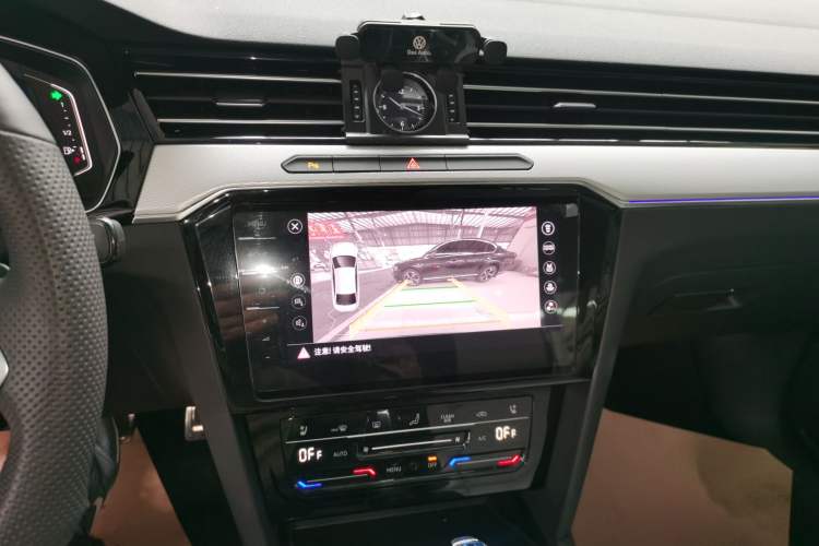 Used Volkswagen Magotan 2023 2 Million Units Commemorative Edition 330TSI DSG Luxury Version
