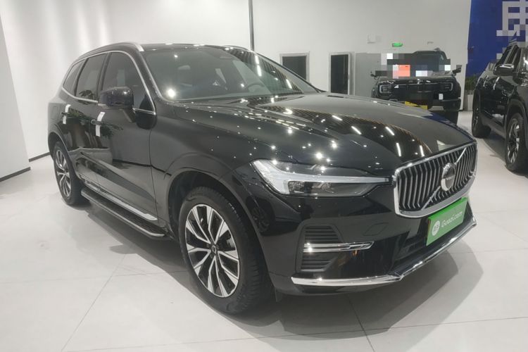 Used Volvo XC60 2023 B5 4x4 Smart Luxury Edition
