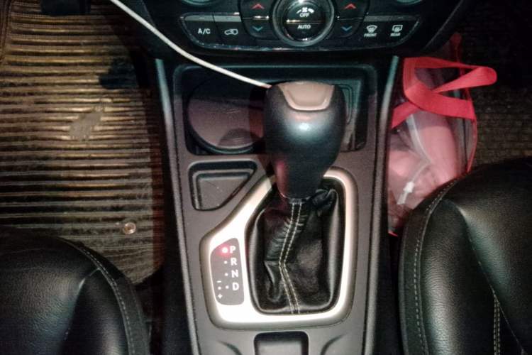 Used Jeep Cherokee 2017 2.0L Superior Edition