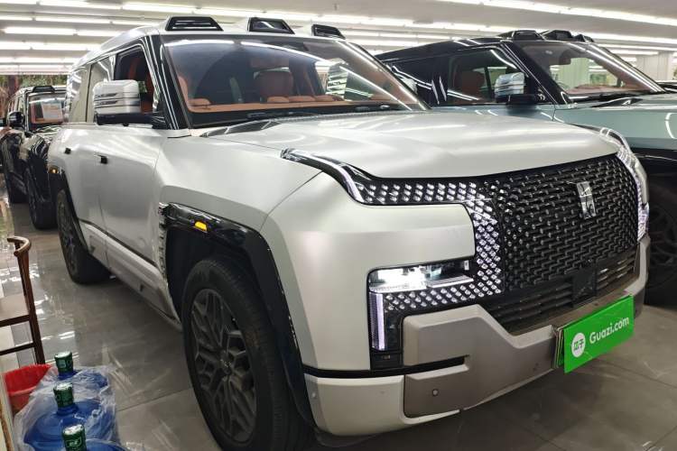 Used Yangwang U8 2023 Luxury Edition
