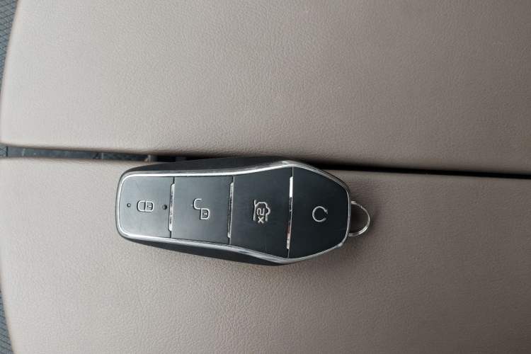 Used BYD Han 2022 DM-i 121KM Prestige Model
