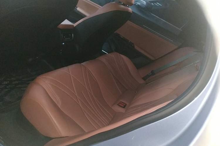 Used Geely Galaxy L6 2025 EM-i 140km Starship Edition