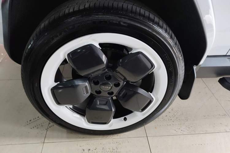 Used iCAR V23 2025 501 Four-Wheel Drive Intelligent Driving Version Left Front Wheel Hub