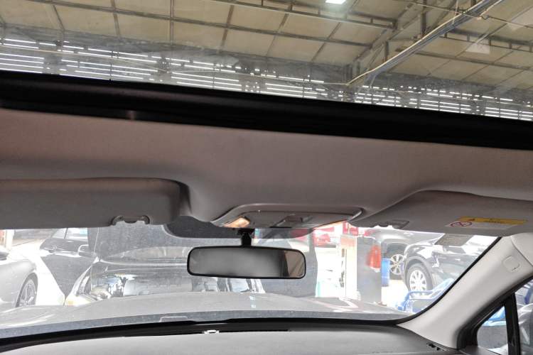 Used GAC Trumpchi GS5 2019 270T Automatic Elite Edition Headliner