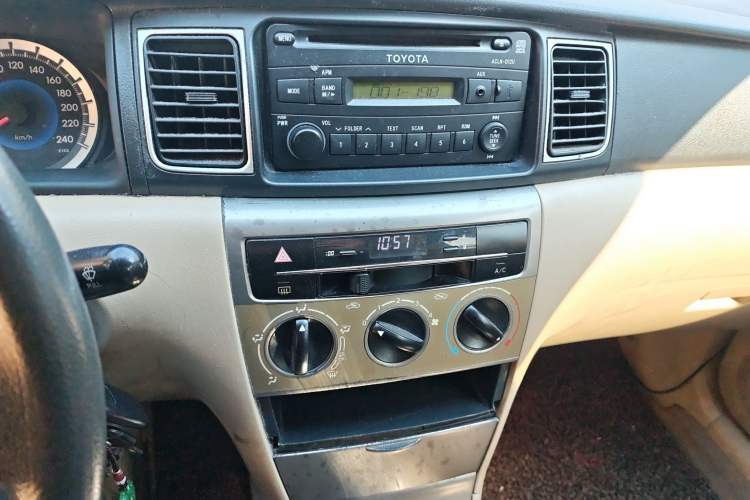 Used Toyota Corolla EX 2013 1.6L Automatic Luxury Edition