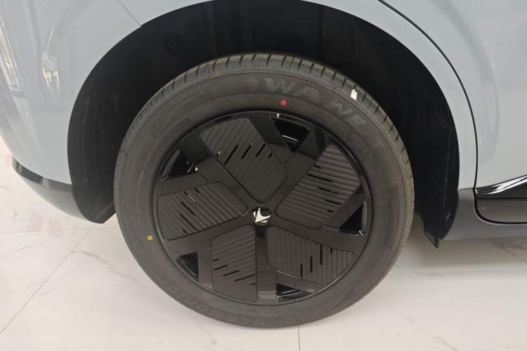 Used ARCFOX T1 2025 Model 320 PRO
