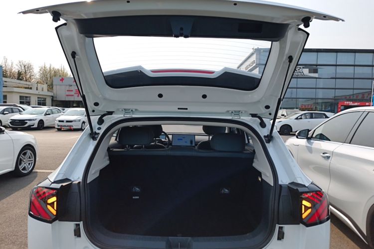 Used ARCFOX T1 2025 Model 425 PRO
