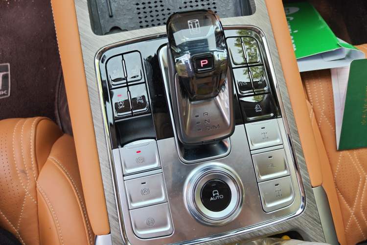 Used Tank 500 2022 3.0T Business Edition "Creation Realm" Design 5-Seater Gear Lever