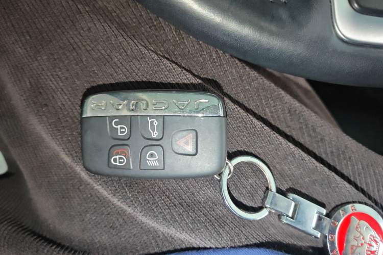 Used Jaguar F-PACE 2019 2.0T Four-Wheel Drive Urban Luxury Edition