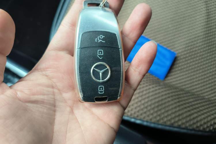 Used Mercedes-Benz GLB 2023 GLB 220 4MATIC Vehicle Key
