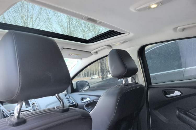 Used Ford Focus 2018 Sedan Classic 1.6L Automatic Trendy SmartDrive Edition